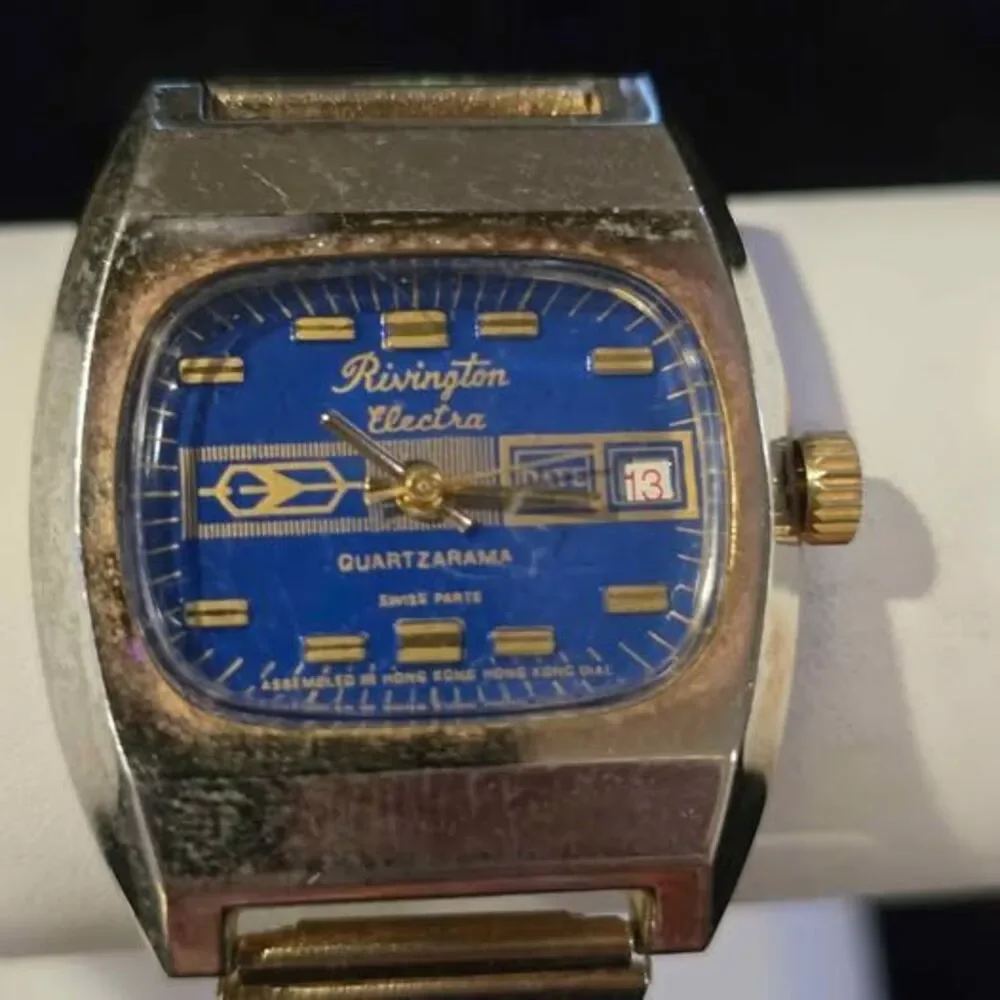 Vintage Rivington blue dial electra